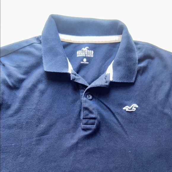 NWOT Hollister Men's Navy 2 Polo Shirt - Picture 5 of 8